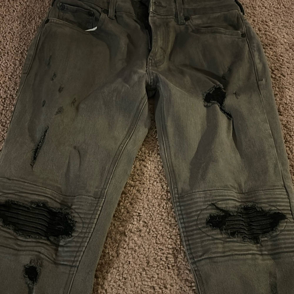 Worn once 30x32 ; active stretch
